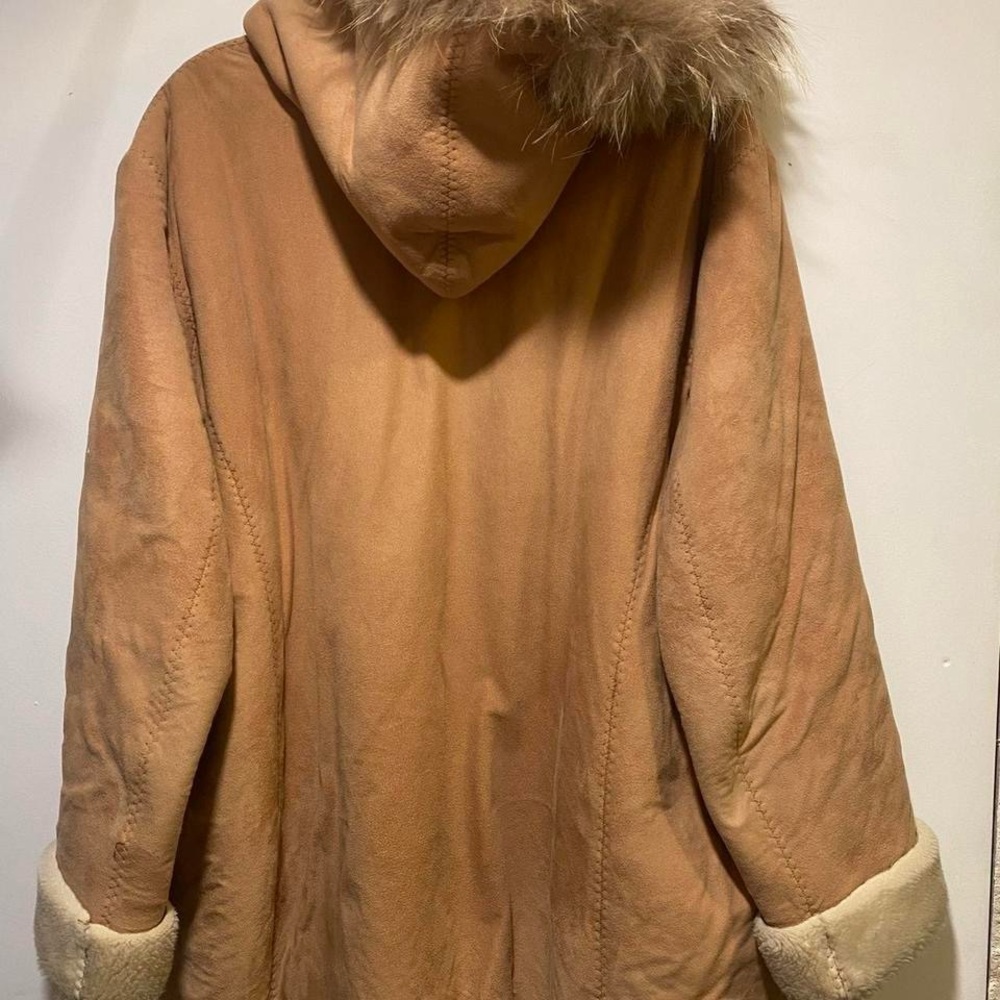 Cozy Cream Faux Fur Winter Coat - Picture 2 of 6